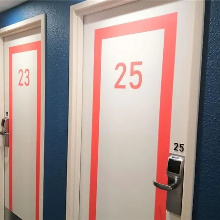 Ibis Budget Sud *